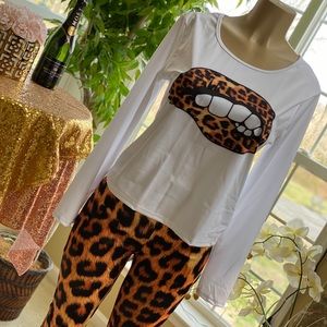 Leopard bell bottom set